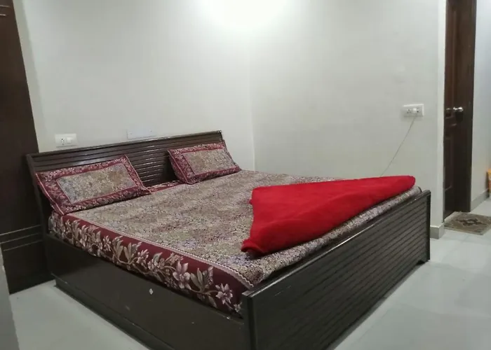 Budget Single Room